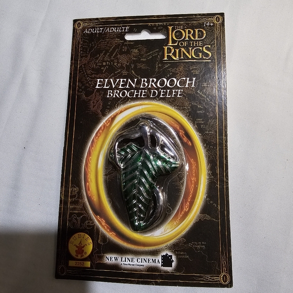 The Lord of the Rings Frodo Elven Brooch - Picture 2 of 6